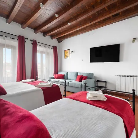 La Boheme Flat アパート